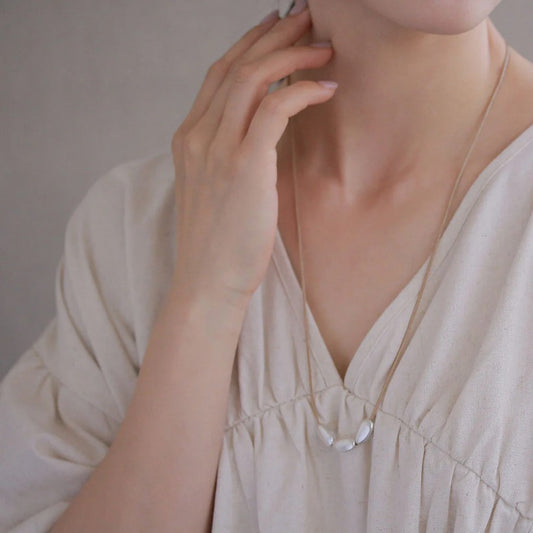 Sautoir ajustable à perles épaisses