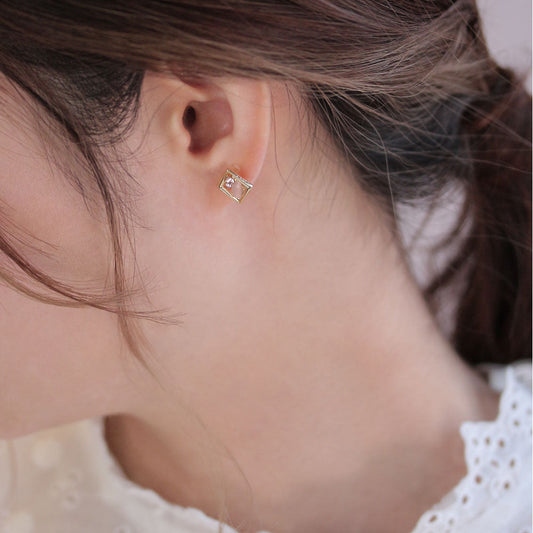 Carré ouvragé, en loops