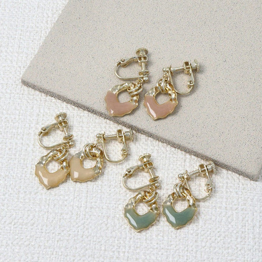 Boucles dentelées
